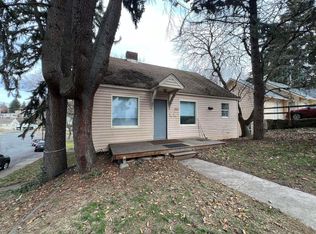 980 NE C St, Pullman, WA 99163