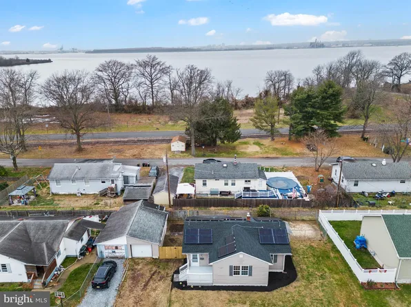 242 I St, Carneys Point, NJ 08069