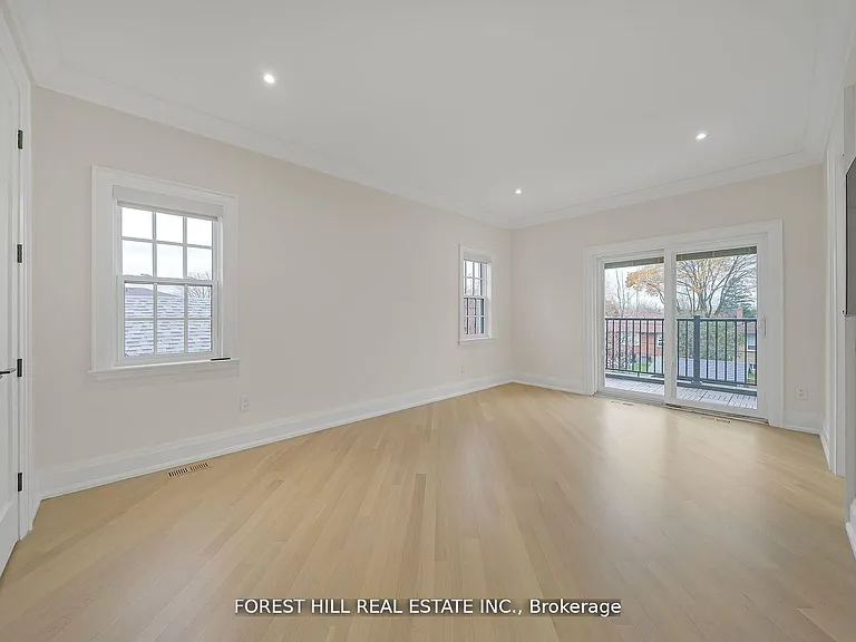 132 Lothian Ave — Photo 21