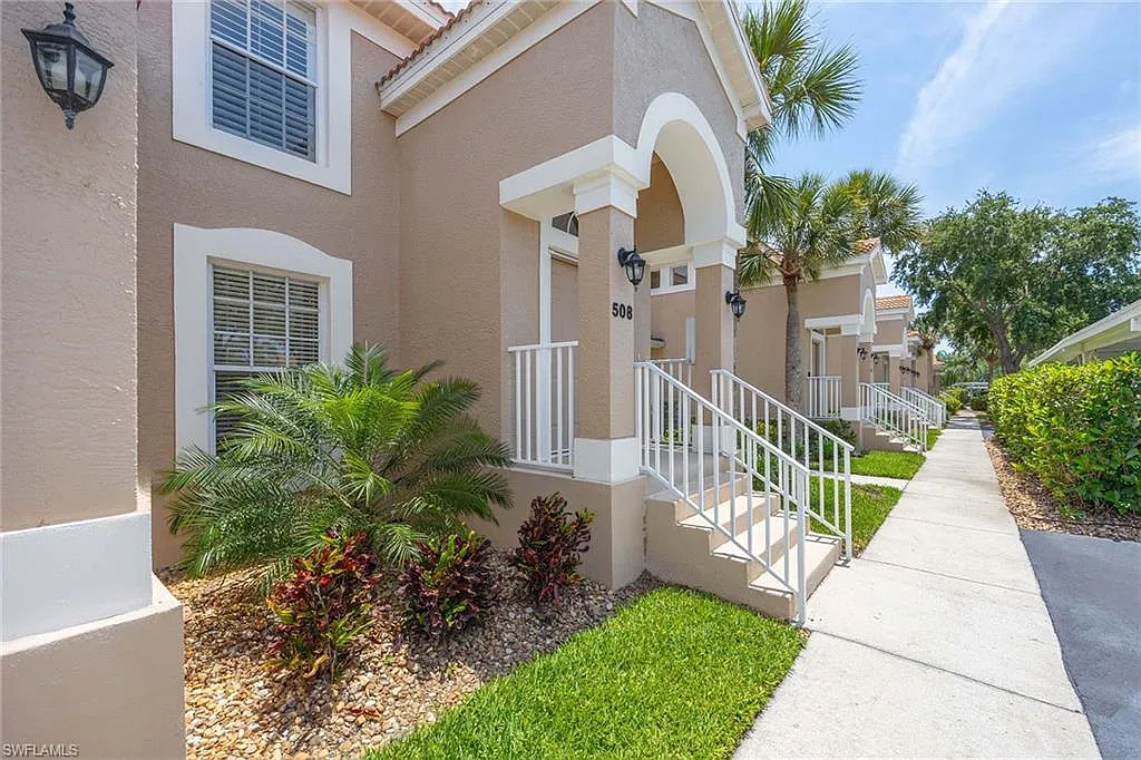 2 bed, 2.0 bath, 1333 sqft, $6,500 — Photo 3