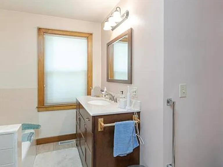 51 Prospect Hill Rd — Photo 29