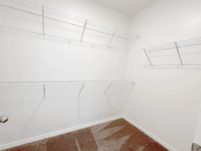 1162 Oak Bluff Dr — Photo 16