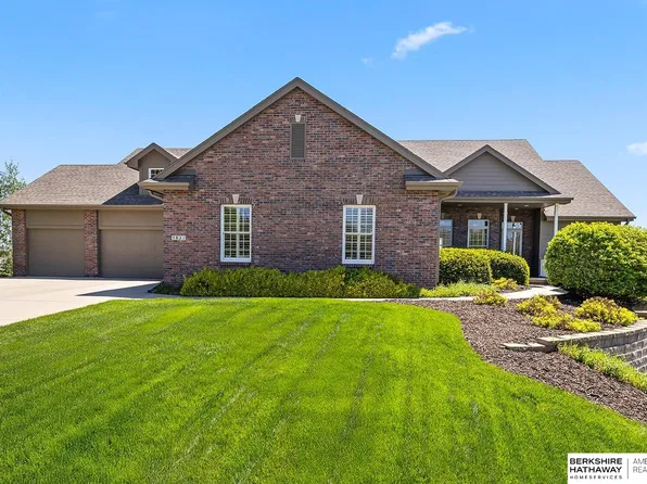 3821 S Hws Cleveland Blvd, Omaha, NE 68130