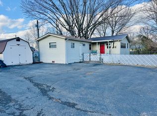 510 Oakdale St, Manchester, TN 37355