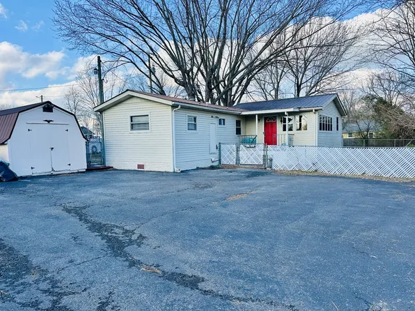 510 Oakdale St, Manchester, TN 37355