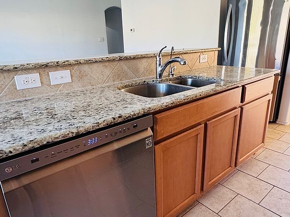 Kiltchen 1 : Tile flooring