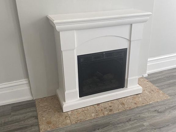 2nd image of 933 N Mozart St APT 2