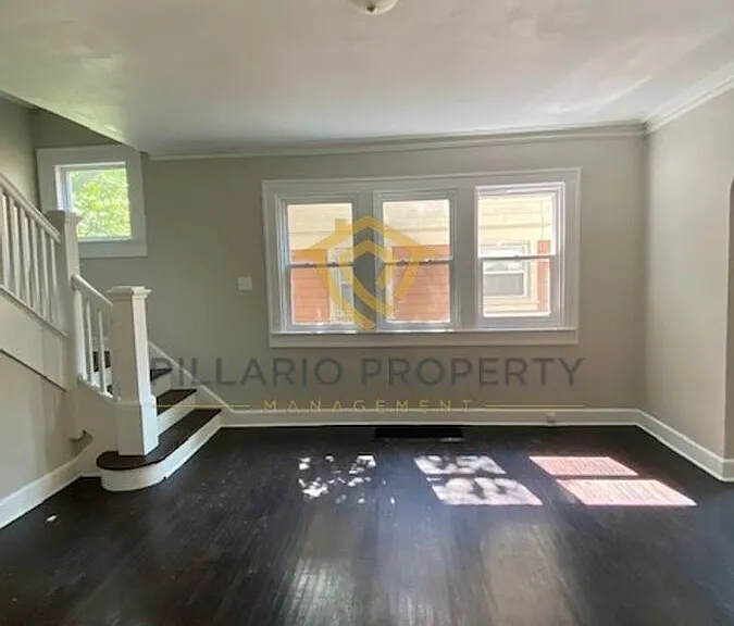 4515 N College Ave — Photo 8