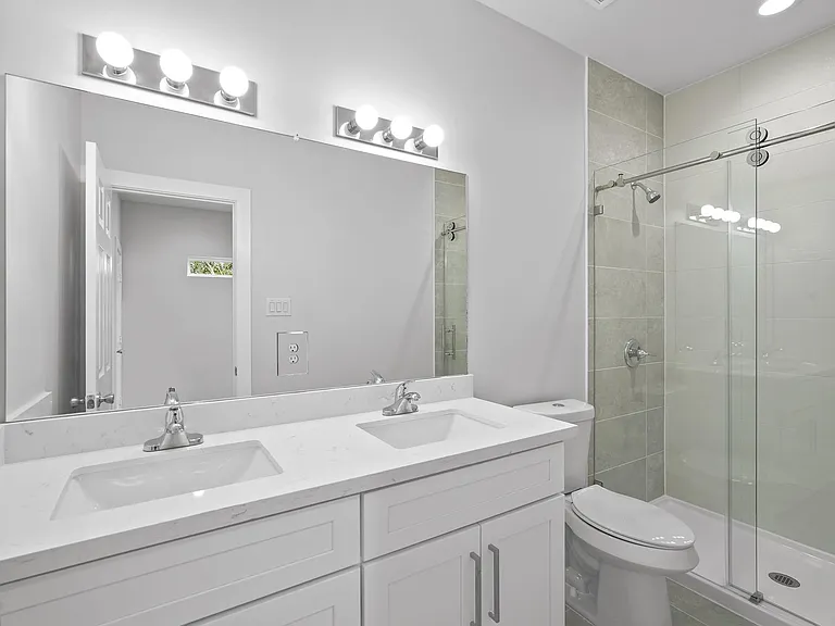 764 Dillard St #A — Photo 15