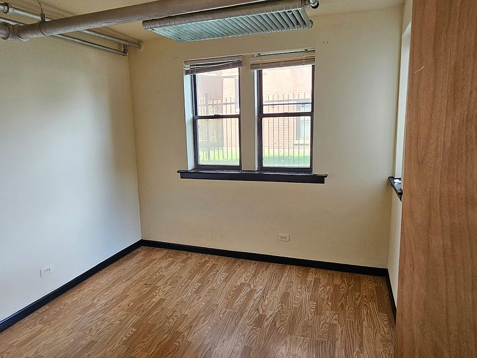 2nd image of 6824 S Perry Ave #G
