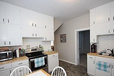3rd image of 6012 Kearney Ave