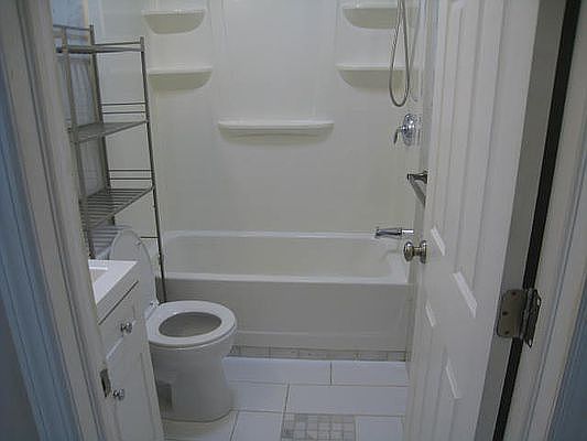 4th image of 23-70 37th St #2