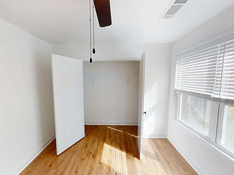 852 Levitan Dr — Photo 19