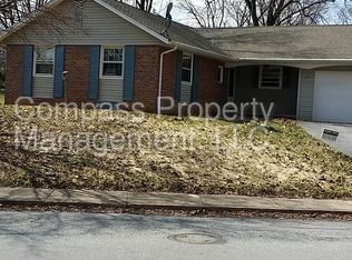 22 Faust Ln, Stevens, PA 17578