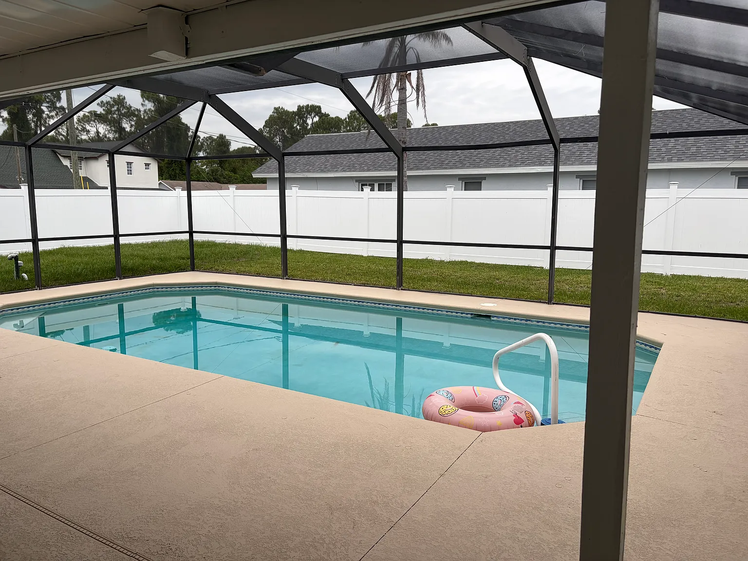 3 bed, 1814 sqft, $2,750 — Photo 1