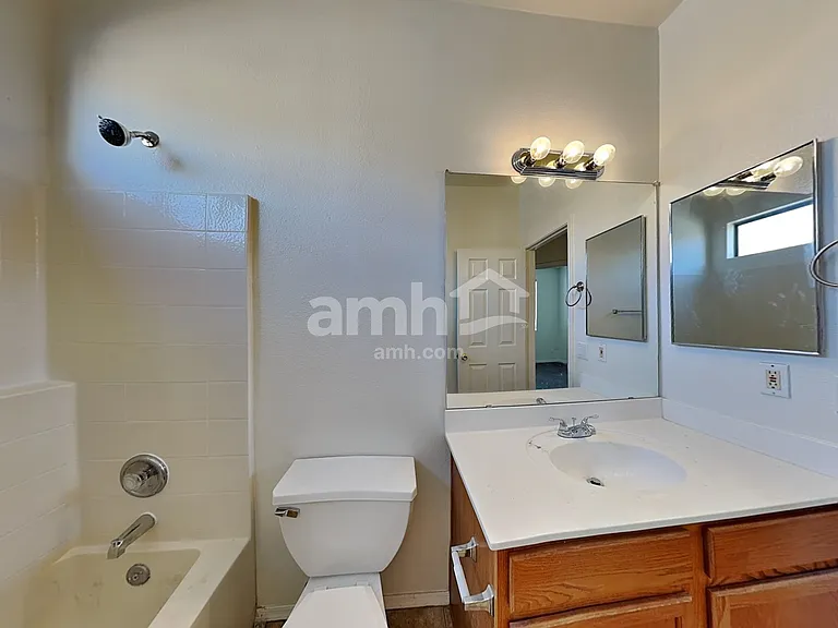 8953 E Capri Ave — Photo 14