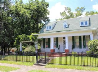 513 2nd St, Hot Springs, AR 71913