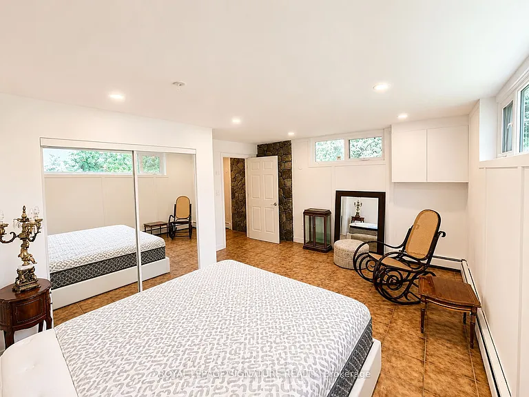 20 Gallacher Ave #BASEMENT — Photo 11