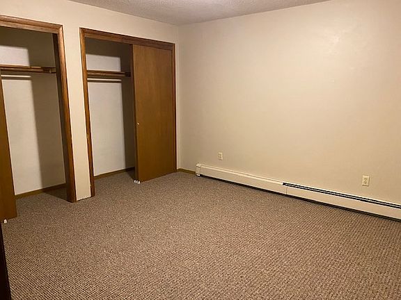 5th image of 302 S Sophie St #1