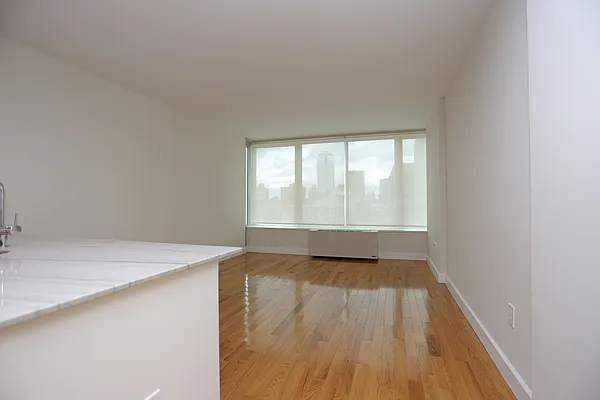 Rented by Stonehenge NYC LLC | media 10
