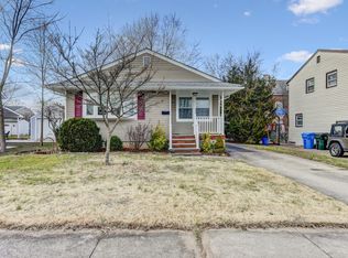 821 Harrell Ave, Woodbridge, NJ 07095