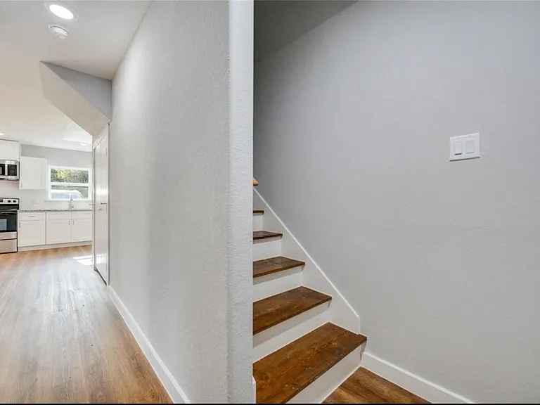 6615 Bacher St #B — Photo 9