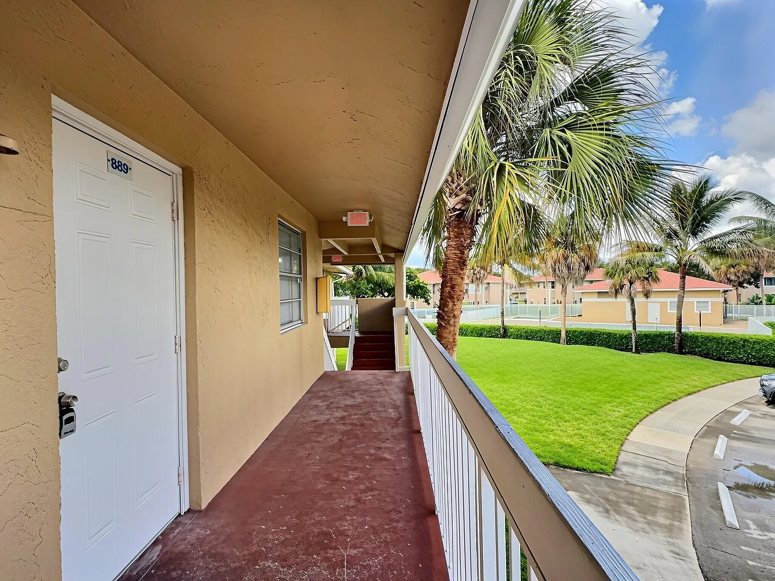 2 bed, 2.0 bath, 768 sqft, $1,950 — Photo 3