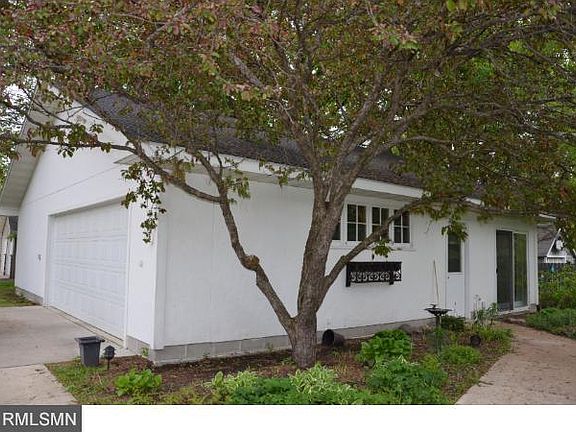 3rd image of 601 S Armstrong Ave