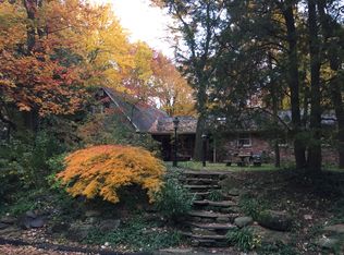 3 Coopers Run Dr, Cherry Hill, NJ 08003