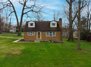 203 Oak Rd, Pittsburgh, PA 15239