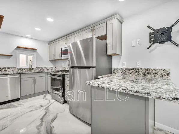 952 Haskell St, Reno, NV 89509