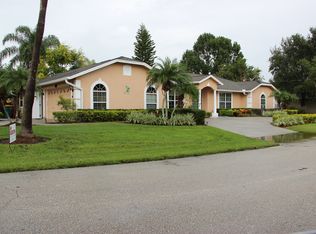 1421 Emerald Dr, Kissimmee, FL 34744