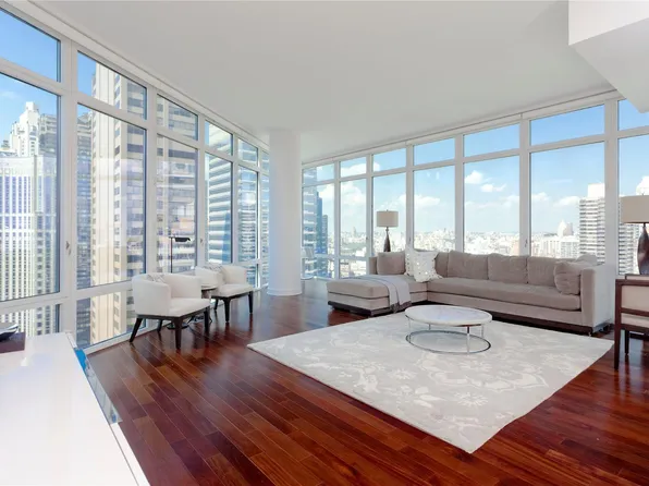 207 East 57th Street 31A image 1 of 10