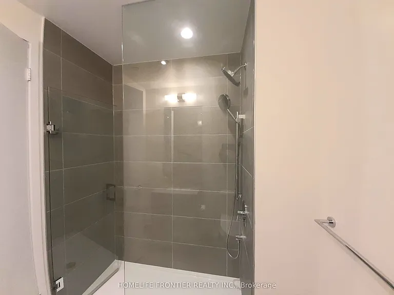 898 Portage Pkwy #5906 — Photo 13