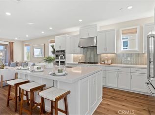 908 Chinon, Irvine, CA 92618