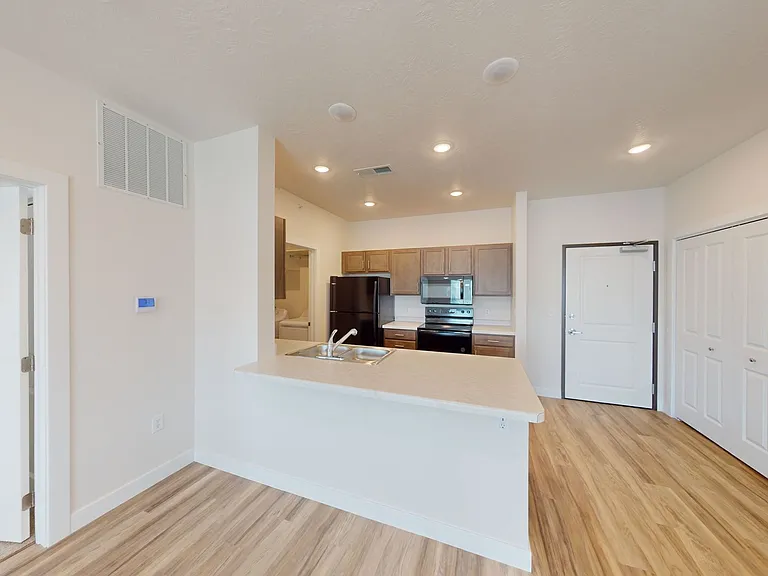 1720 Morningside Ave — Photo 23