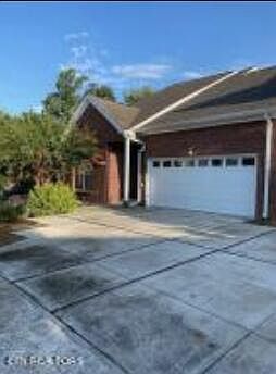 1st image of 7801 Legacy Park Ct