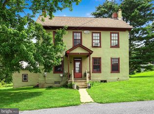 21 Spangsville Rd, Boyertown, PA 19512