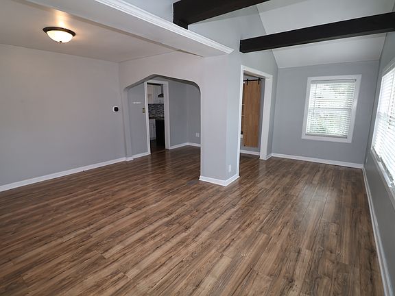 3rd image of 3711 Hillside Ave