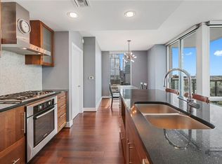 300 Bowie St APT 1103, Austin, TX 78703