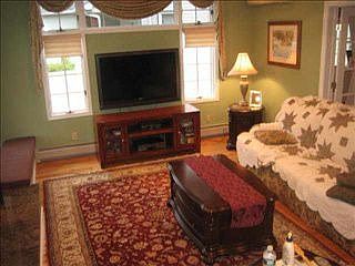 2nd image of 121 Avenue A