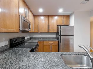 1300 K St SE APT 203, Washington, DC 20003