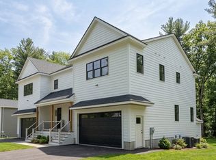 104 Page Rd, Bedford, MA 01730