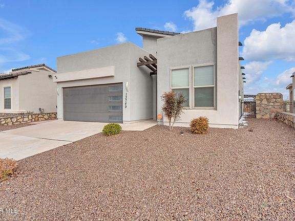 5th image of 13749 Blackburn Ave