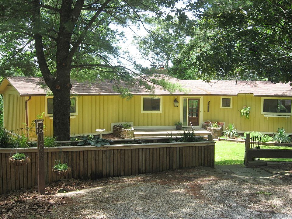 1st image of 8103 Valleyview Ln