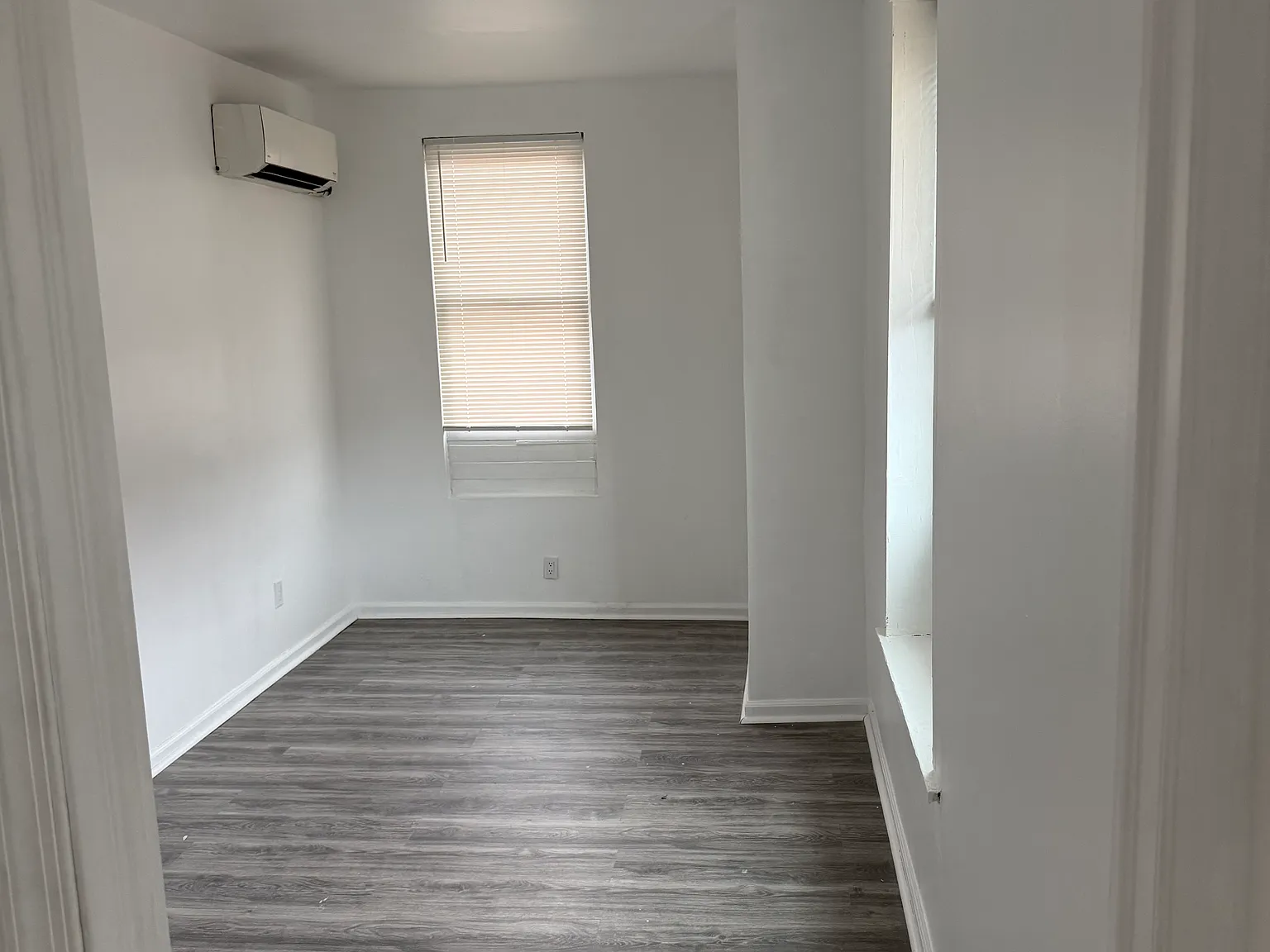 2 bed, 800 sqft, $1,400 — Photo 4