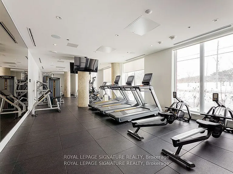 3100 Keele St #905 — Photo 11