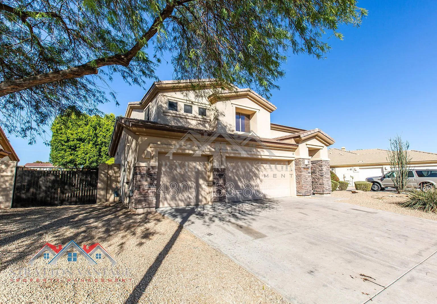 5 bed, 2.5 bath, 2465 sqft, $2,649 — Photo 3