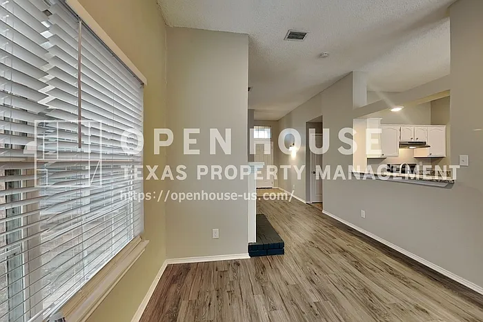 4128 Gardner Dr — Photo 7