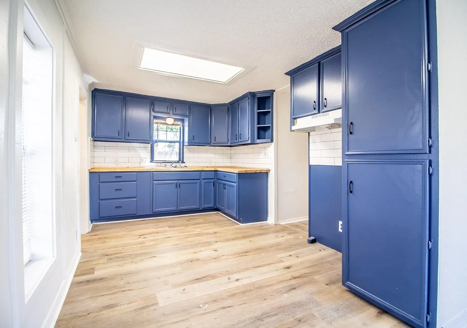 Updated 2 bed 1 bath house — Photo 3